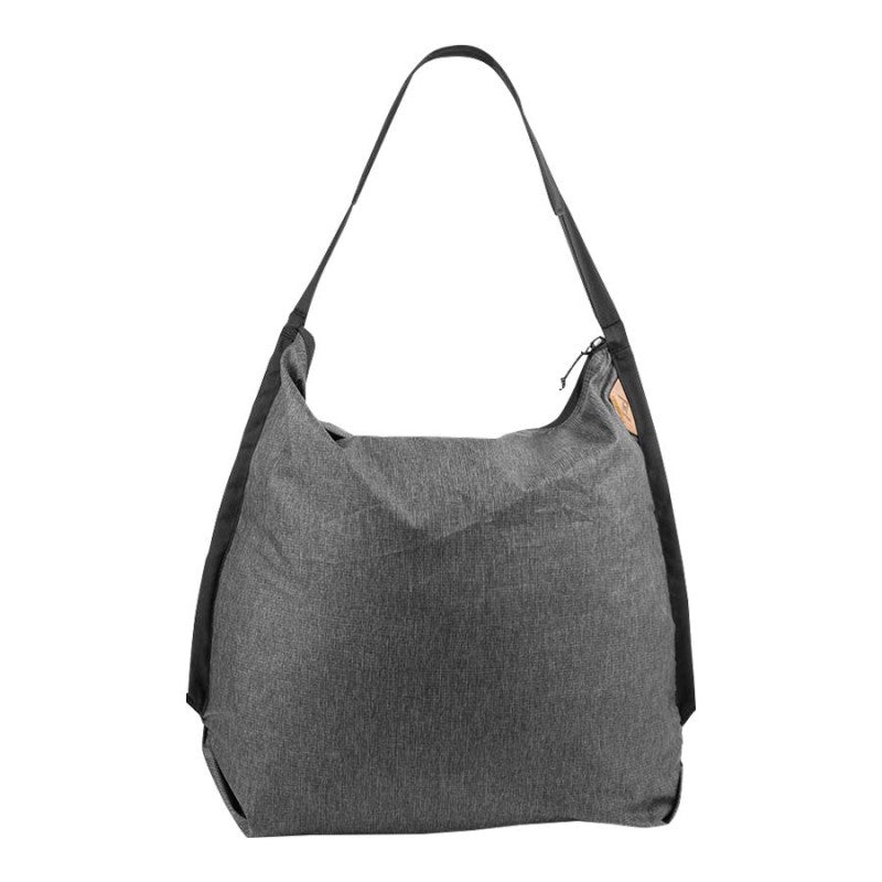 Bolso Plegable Color Carbón Peak Design