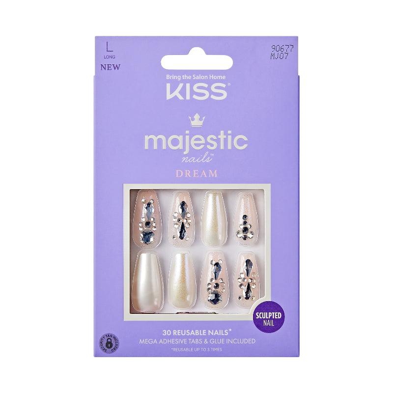 Maquillaje de Ojos Majestic Uñas Dream Kiss Beauty Nails & Lashes